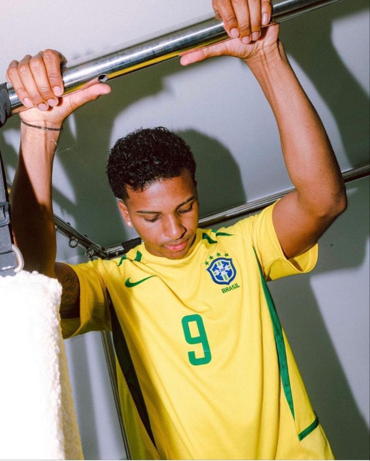 BRAZIL 2002 RETRO