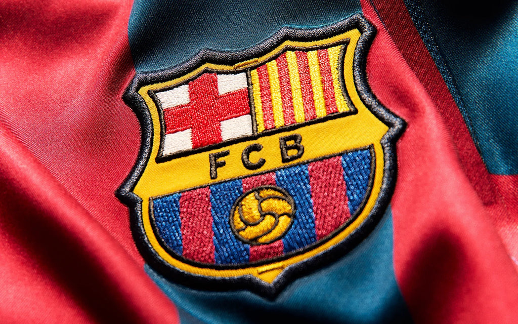 FC BARCELONA 2005-06 RETRO LONGSLEEVE